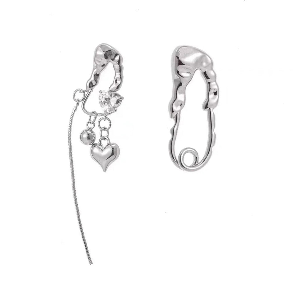 Asymmetrical earrings
