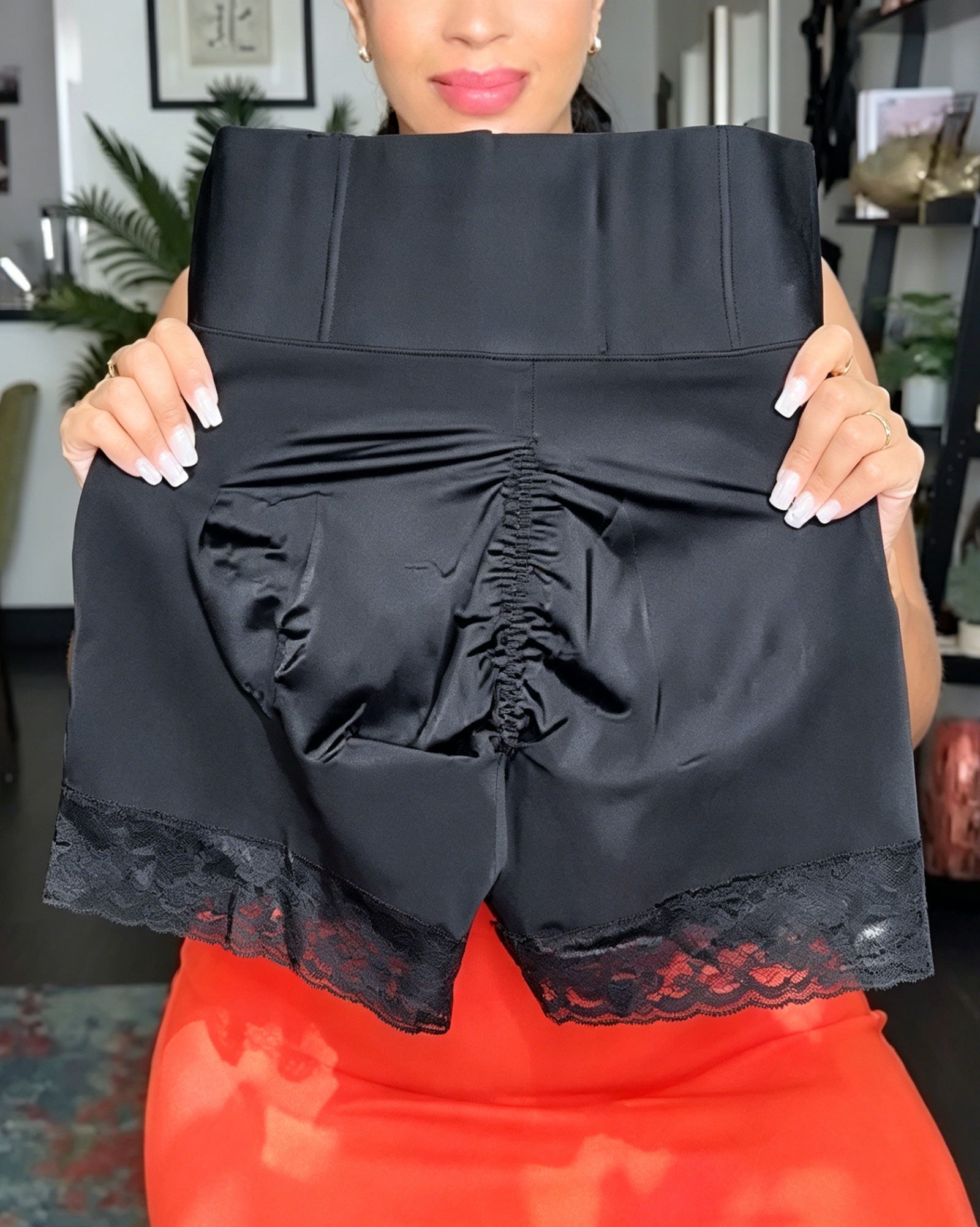 High Waisted Floral Lace Hem Hip Lifting Shaping Shorts