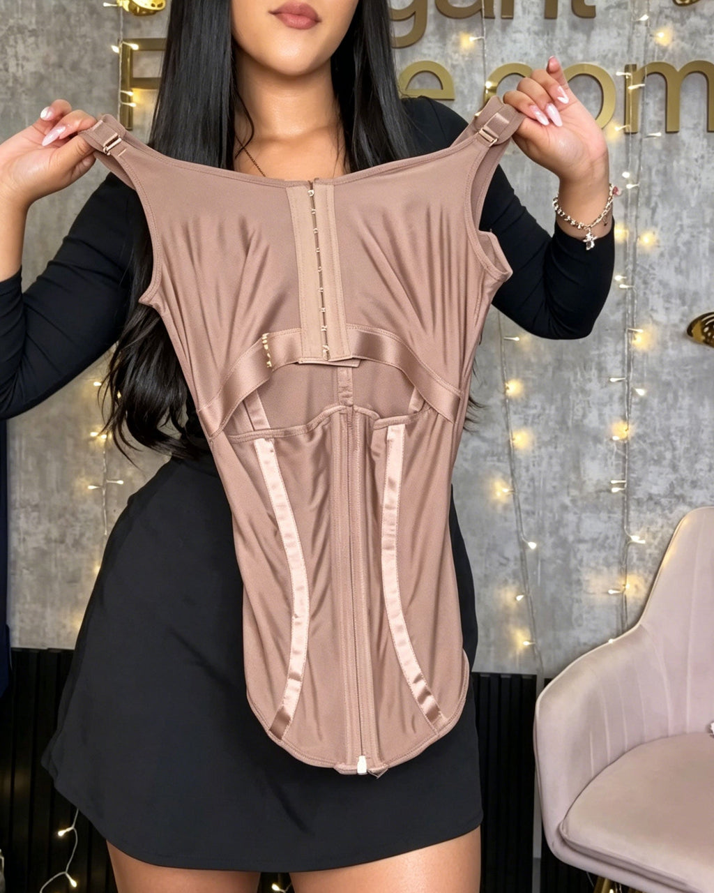Adjustable Shoulder Straps And Front Zipper Shaping Vest