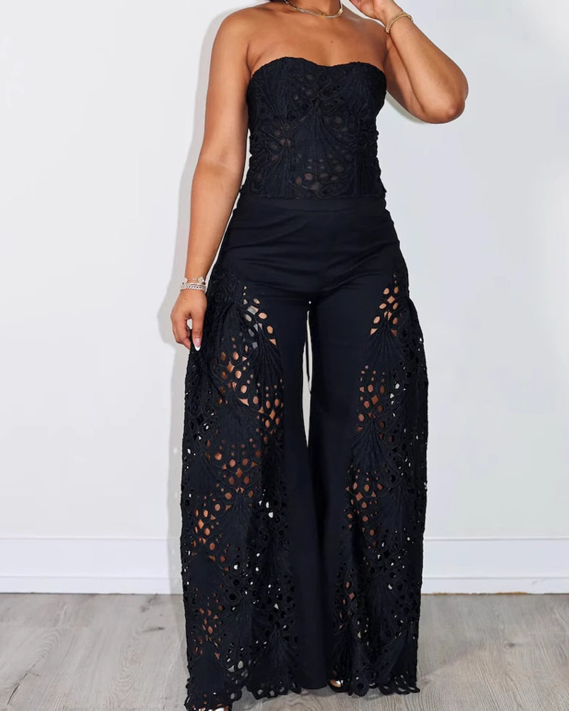 Fashionable Lace Tube Top Trousers Suit Black