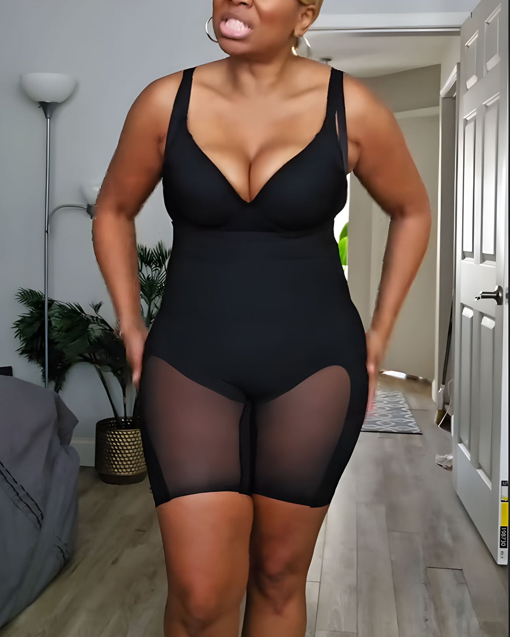 Sheer Mesh Mid-Thigh Shaping Pants For Tummy Control And Hip Lifting