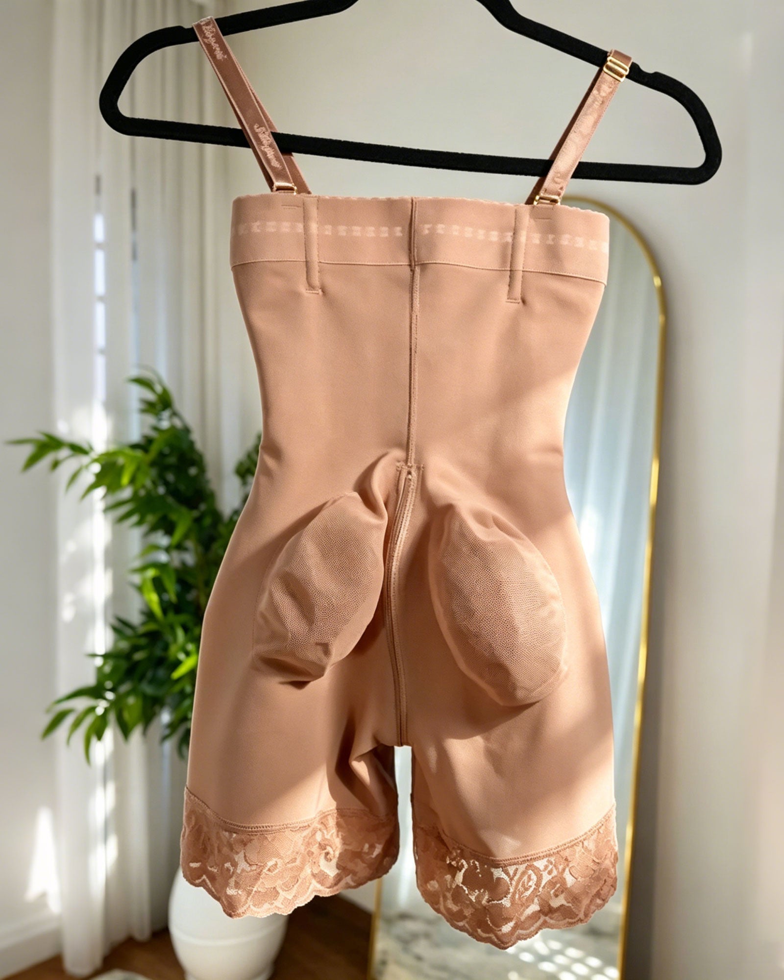 Front Zipper Floral Lace Hem Shaping Hip-Lifting And Tummy Slimming Shorts
