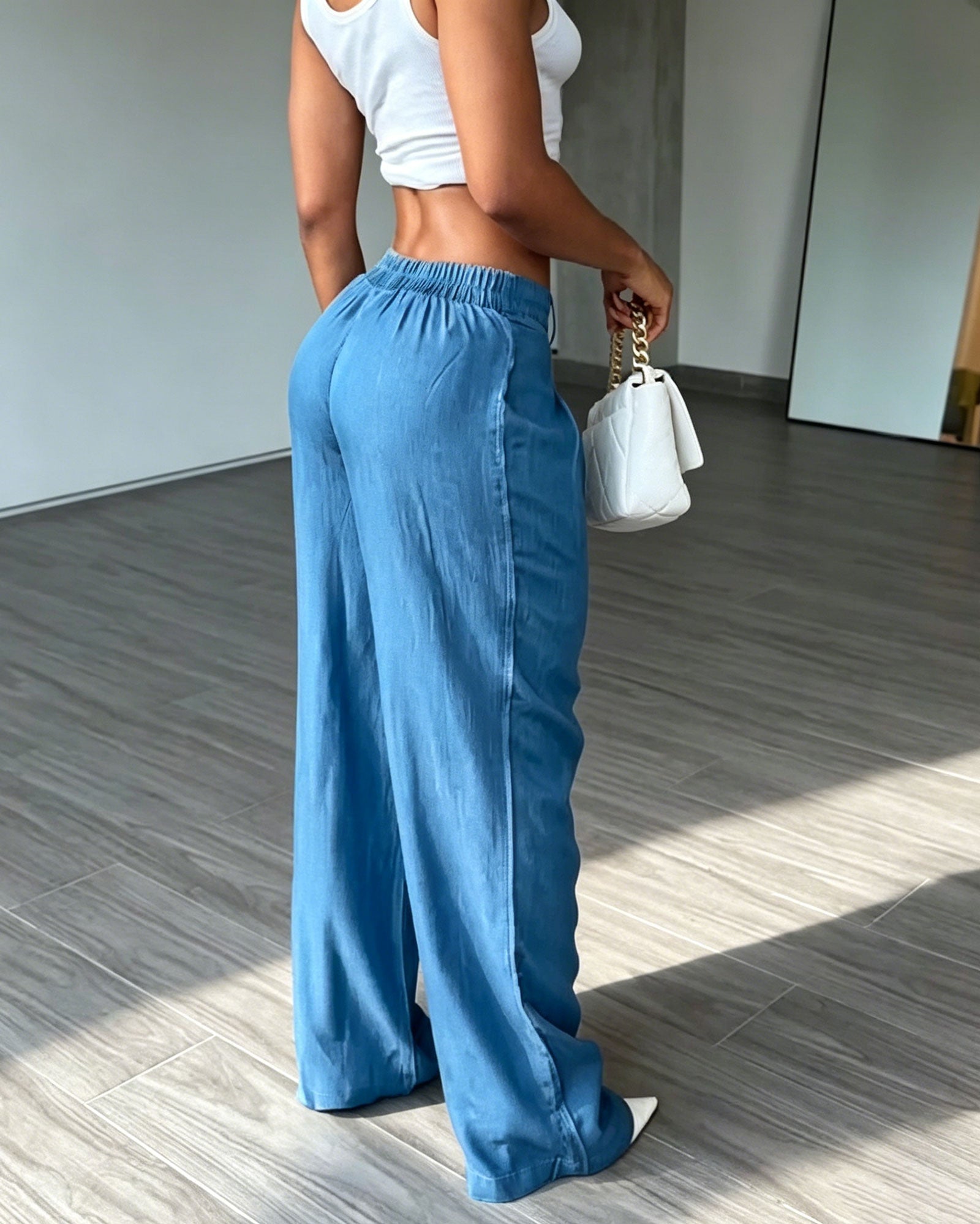 Washed Pleated Wide Leg Jeans