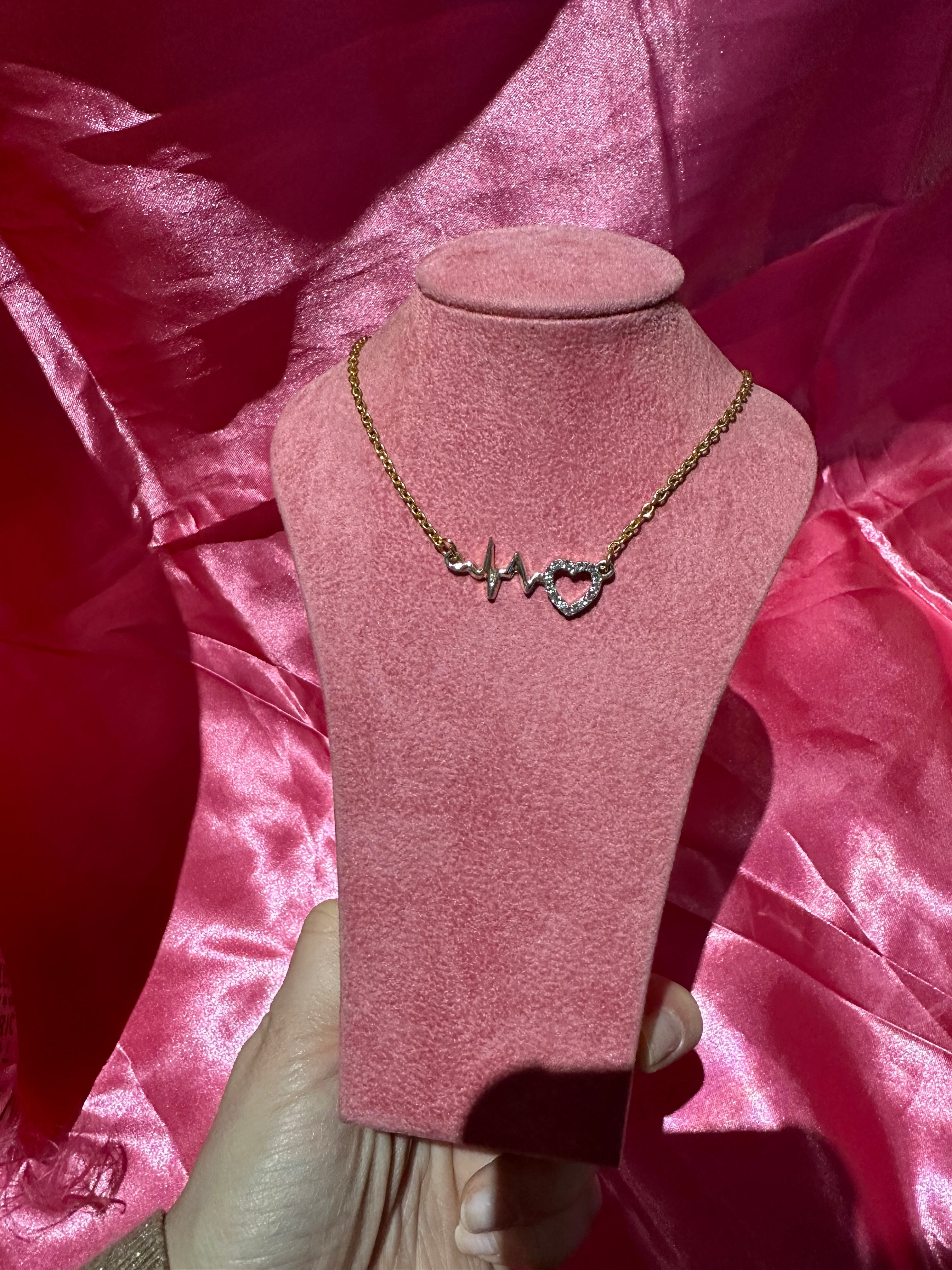 Heartbeat necklace