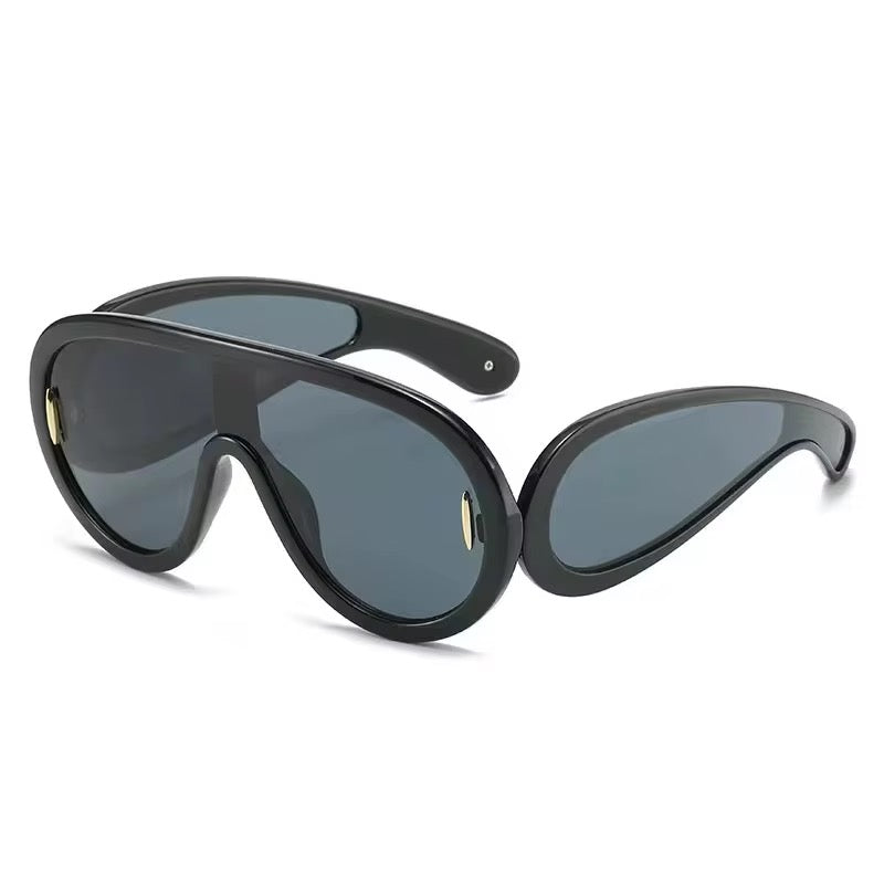 Livi Black Oversized Fashion Shades
