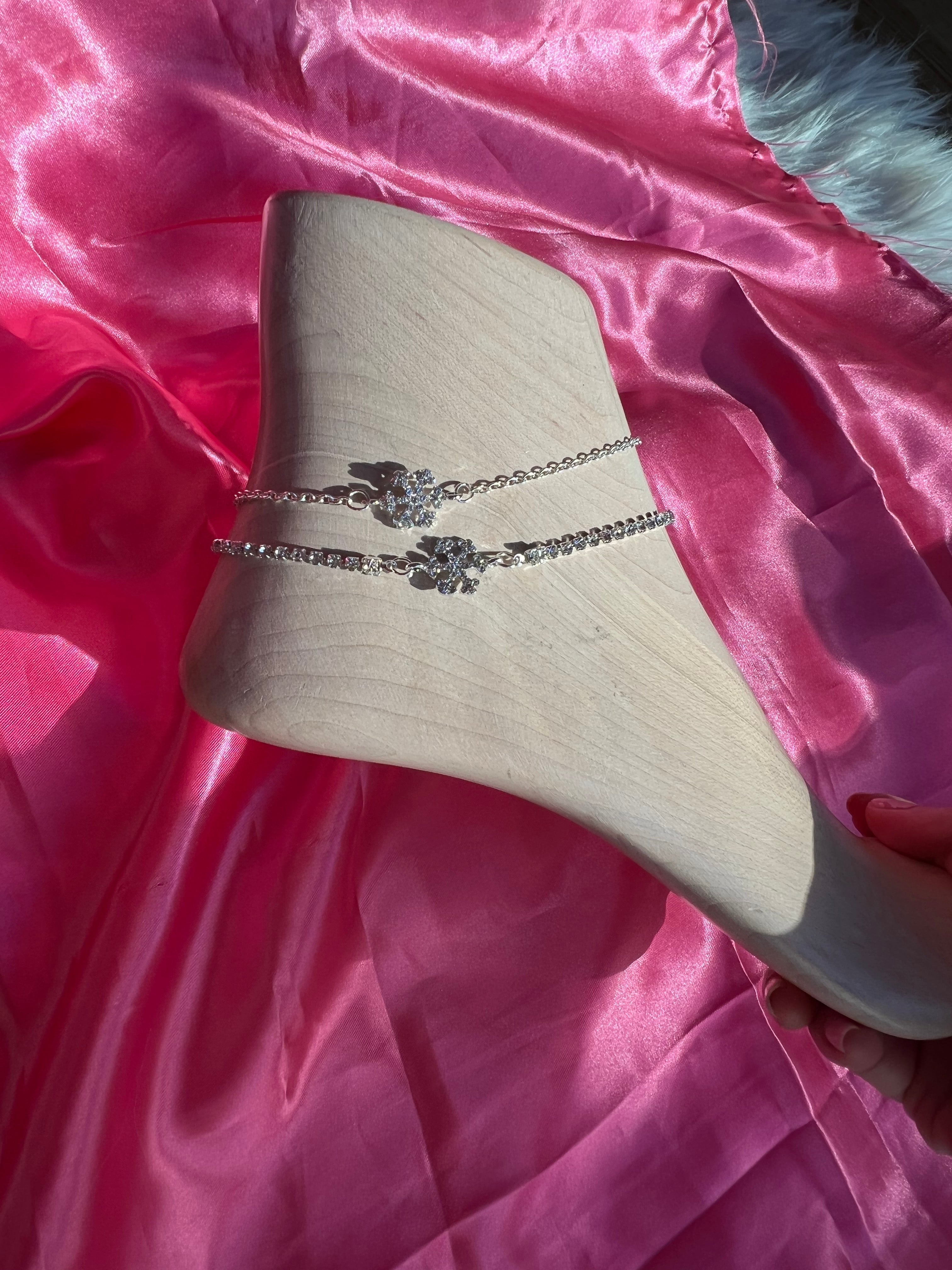 Snowflake anklet