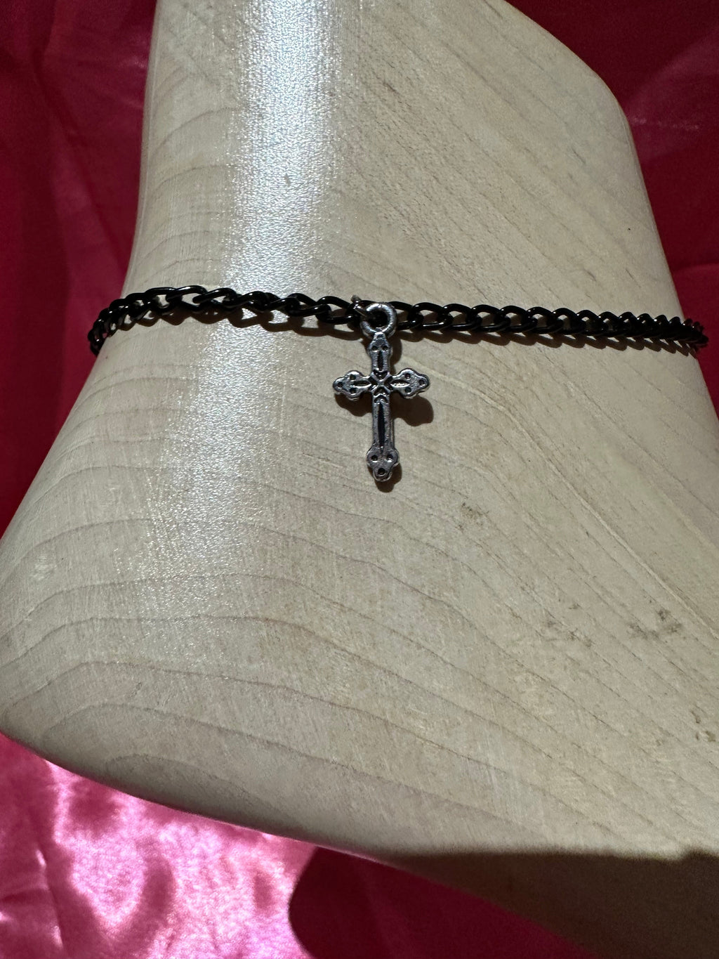 Cross anklet