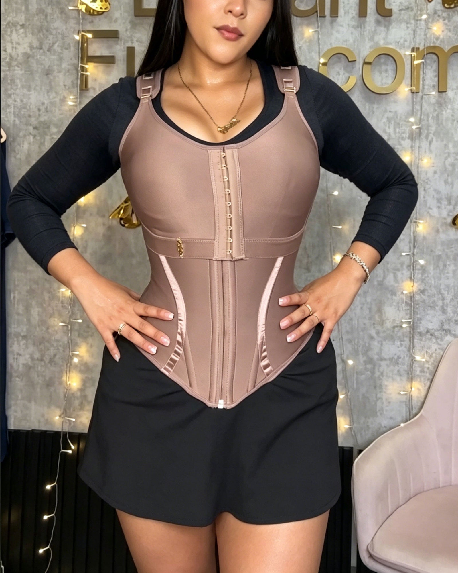 Adjustable Shoulder Straps And Front Zipper Shaping Vest