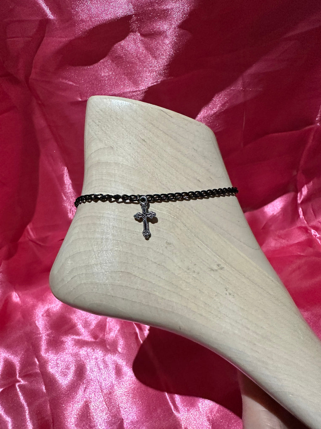 Cross anklet