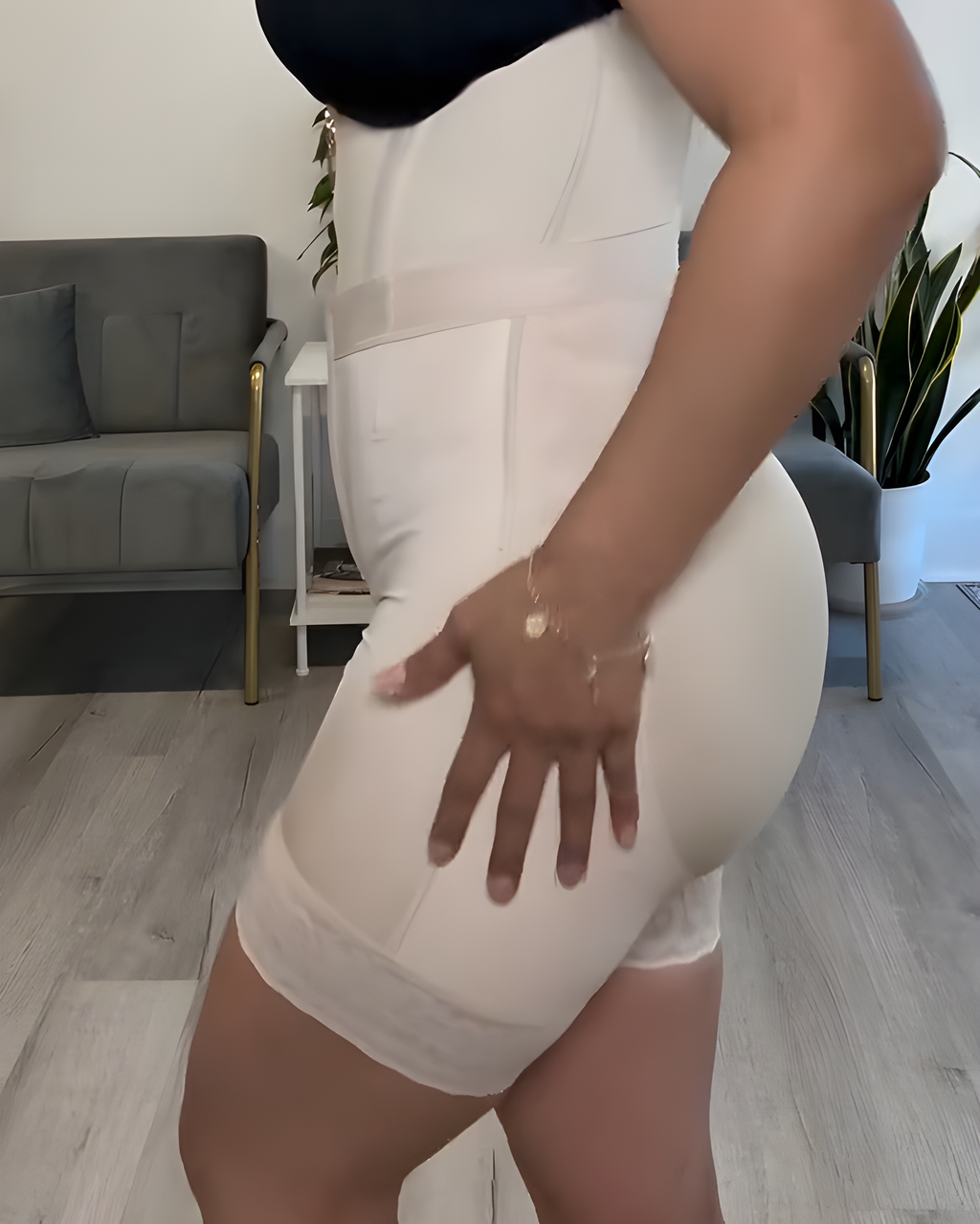 Women's Shiny Hook-Eye Hip-Lifting Shorts