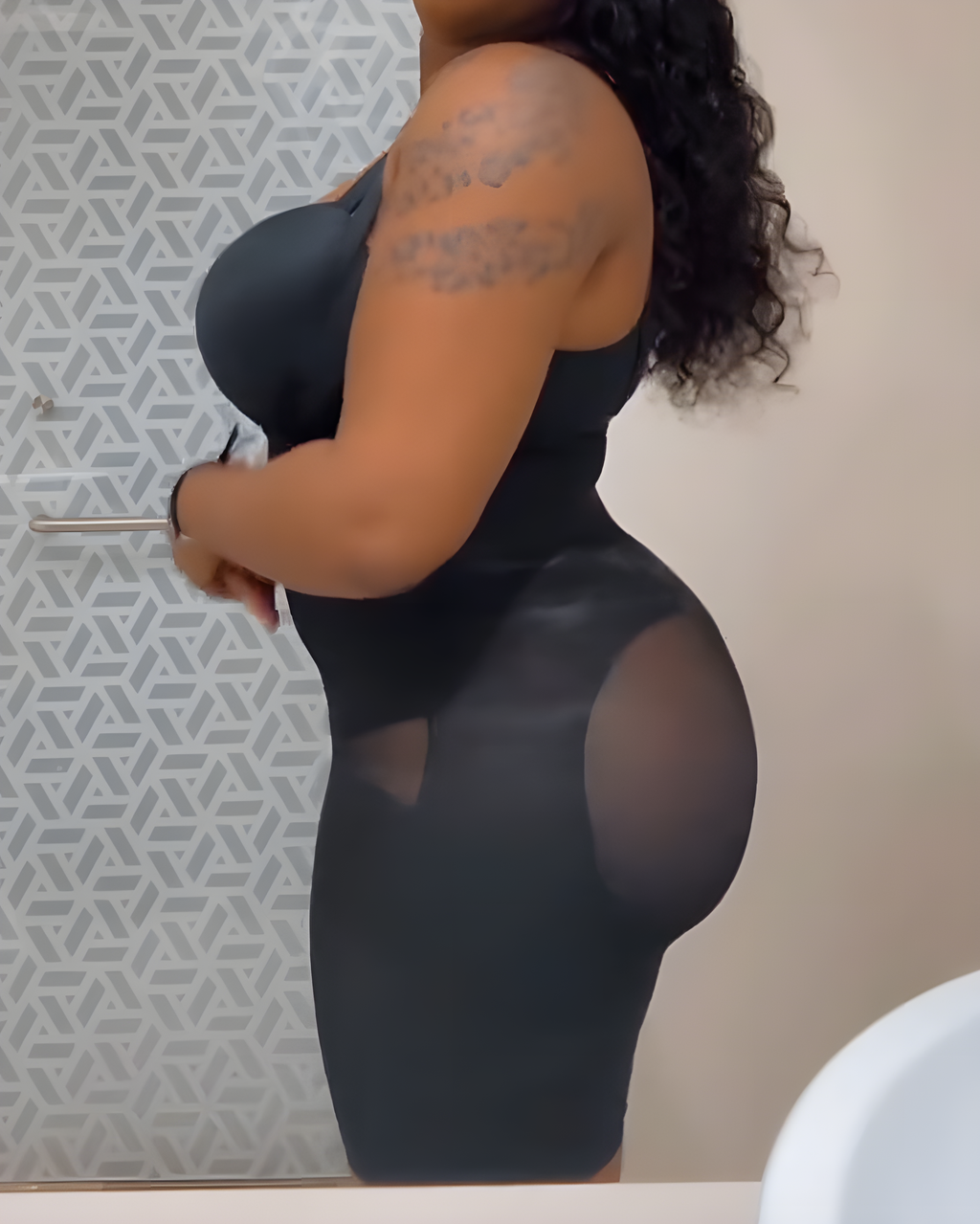 Seamless Mesh Butt Lifter Body Shaper