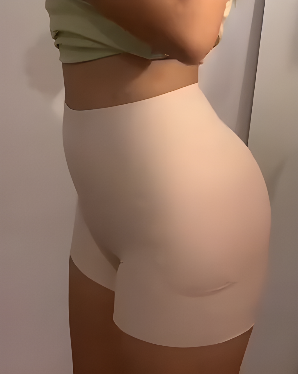 Seamless Comfortable Women's Hip-Lifting Shaping Shorts