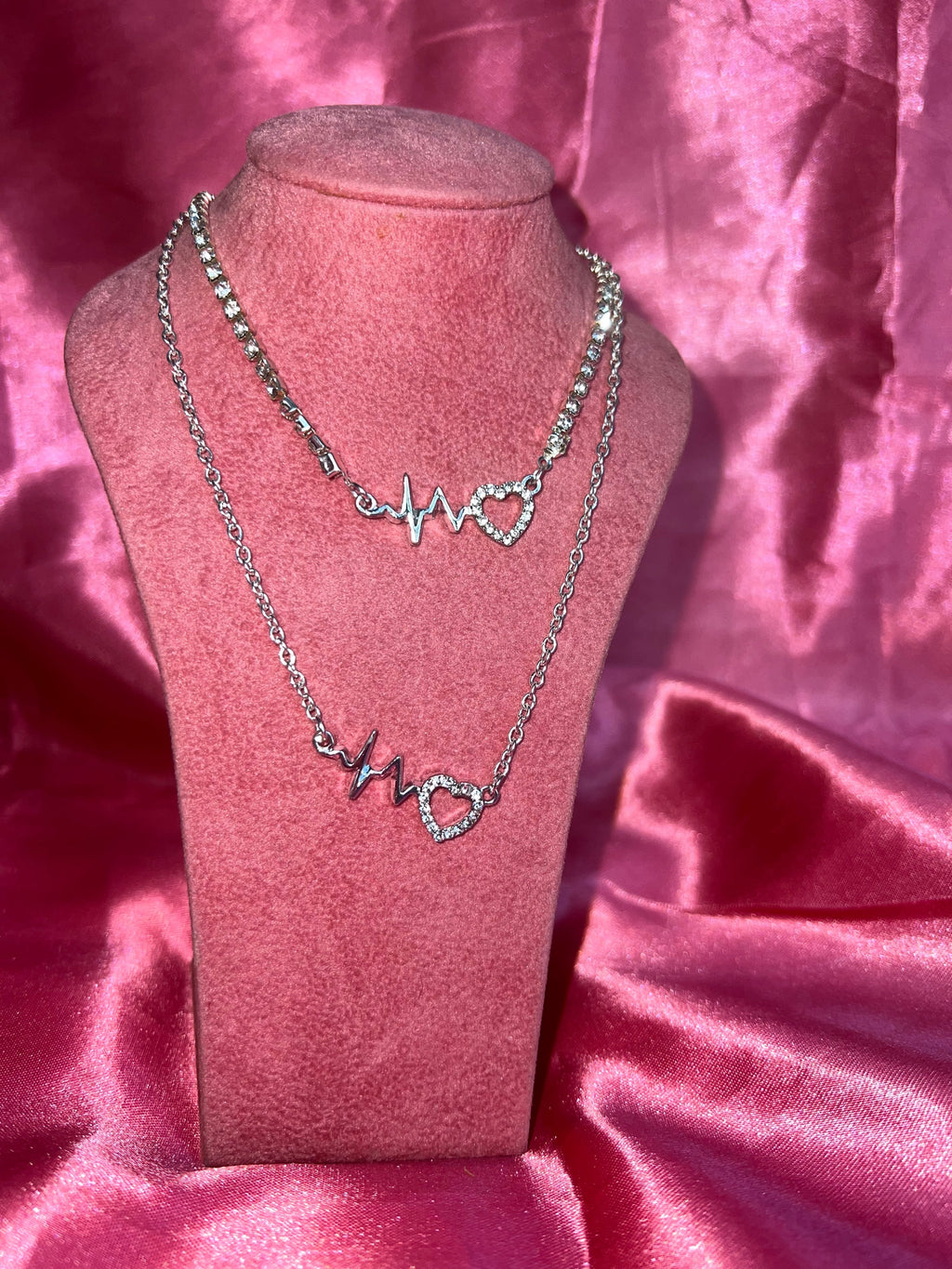 Heartbeat necklace