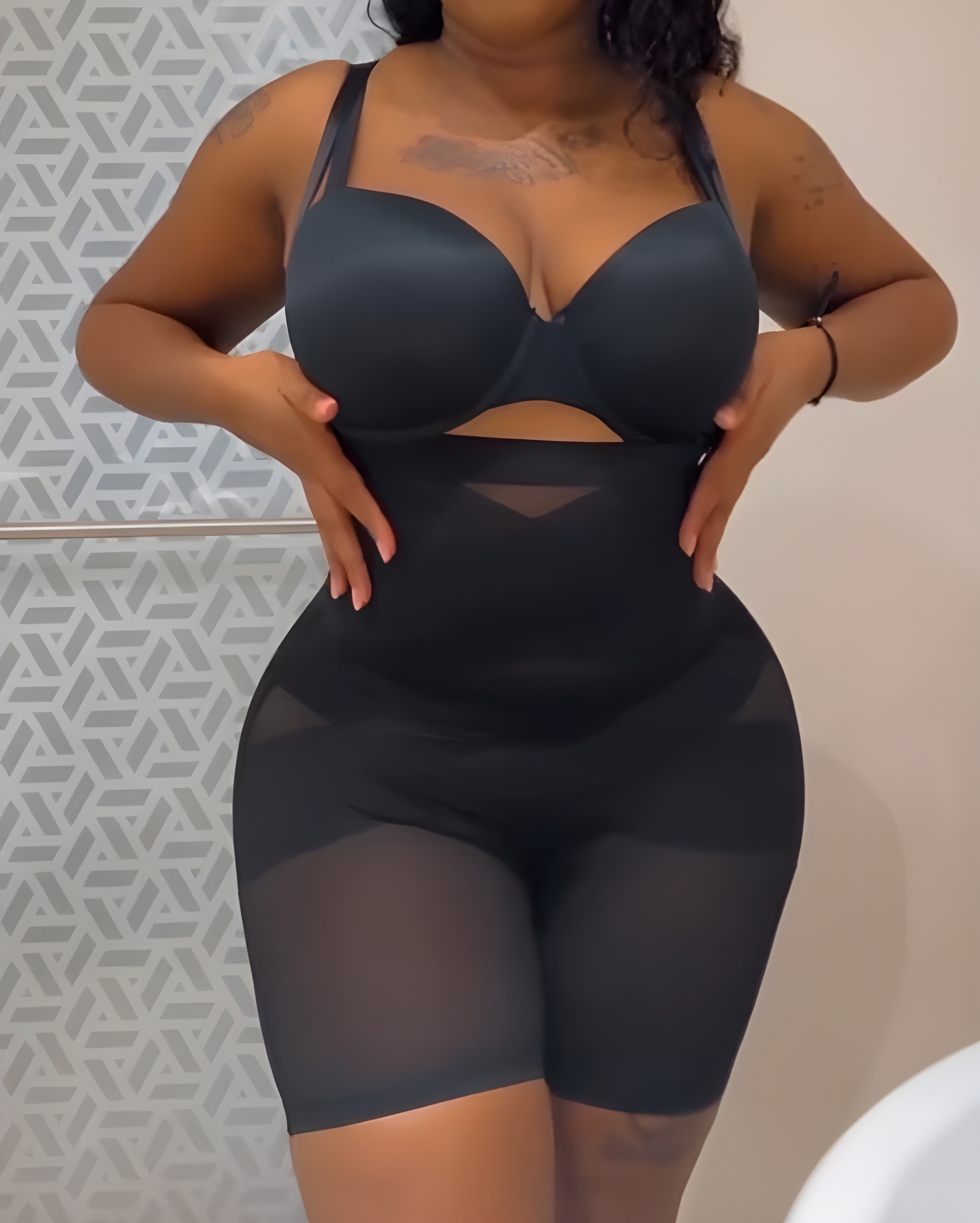Seamless Mesh Butt Lifter Body Shaper