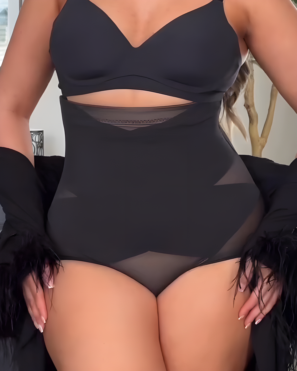 Seamless Mesh Tummy Sculpt Thong Black