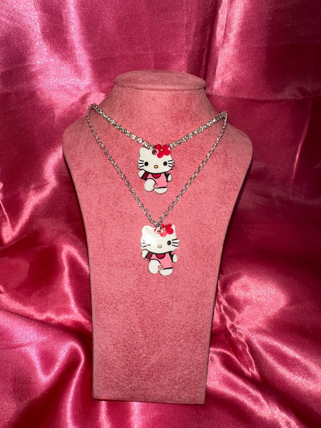 Hello Kitty necklace