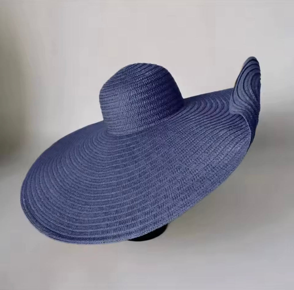Wide brim hat