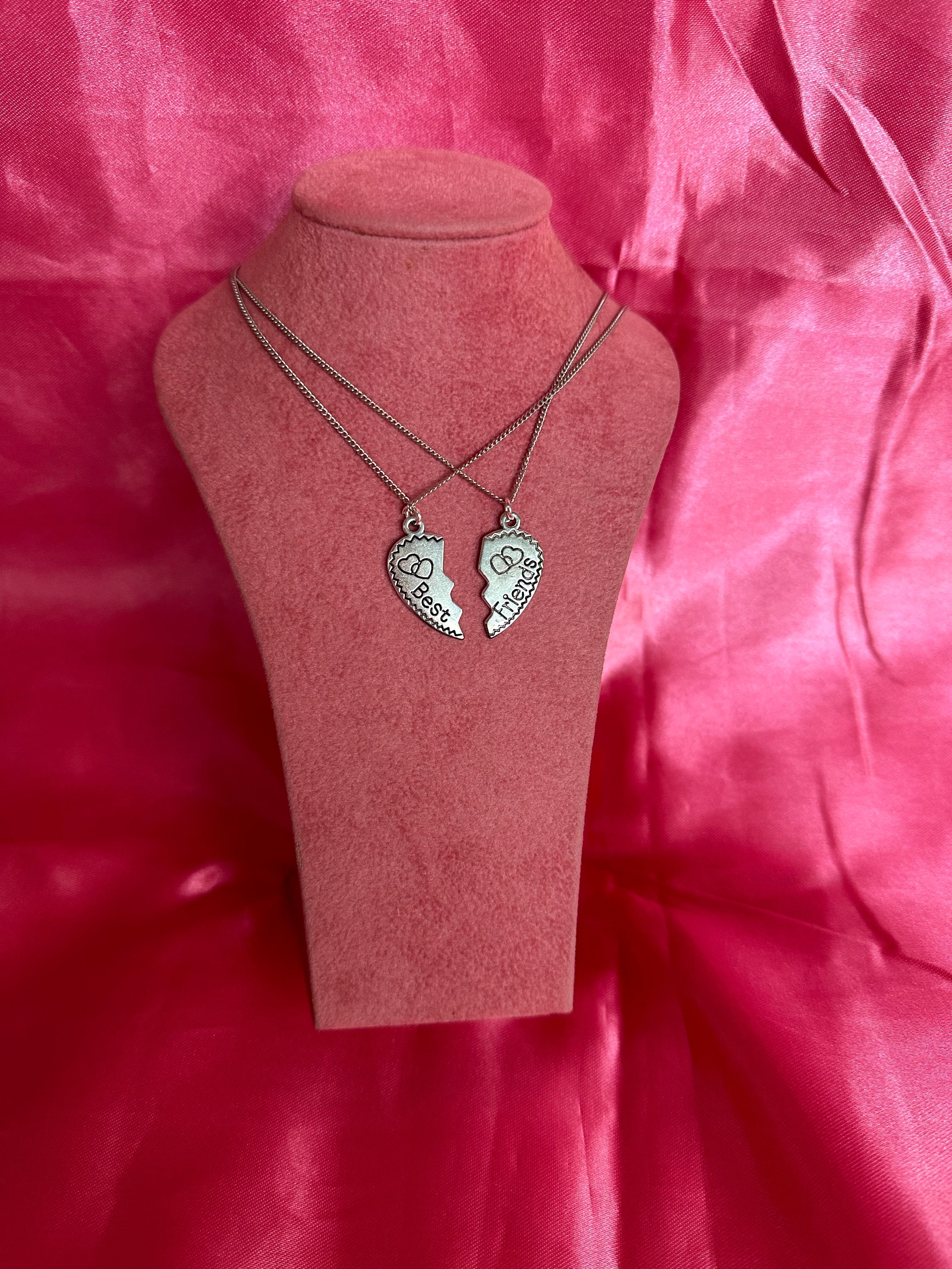 Best friend necklaces