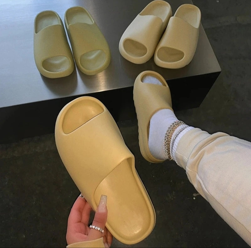 Comfy Slides (Unisex)