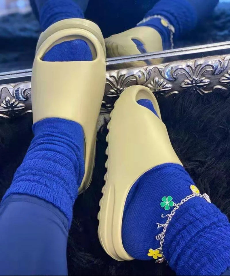 Comfy Slides (Unisex)