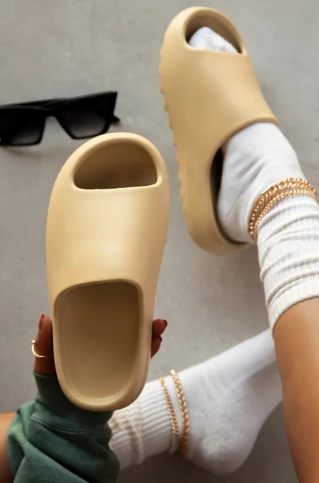 Comfy Slides (Unisex)