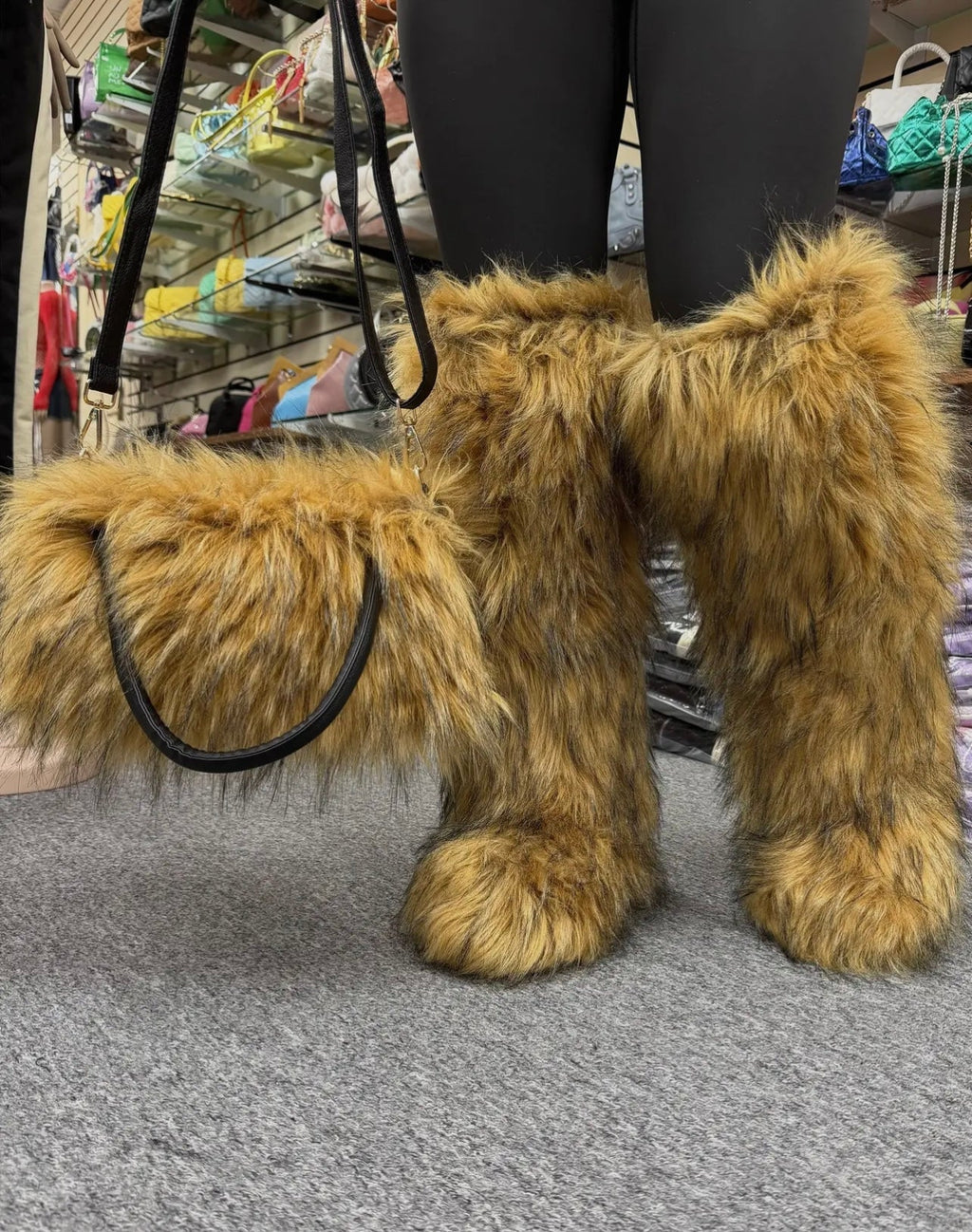Baddie Fur Purse