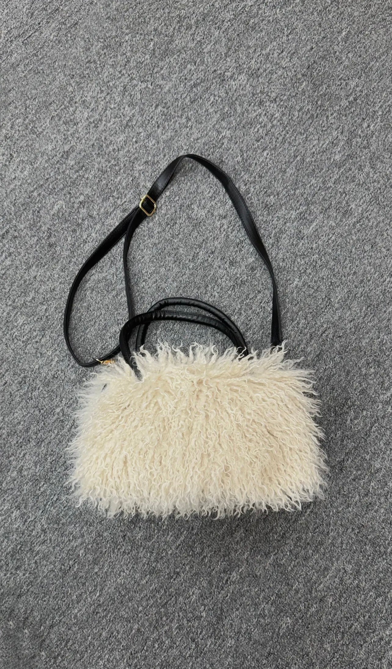 Baddie Fur Purse Cream Mongolian