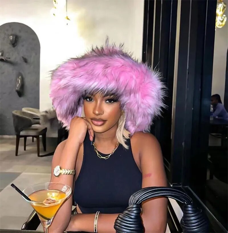 Fur Bucket Hat x Fur Bag Set