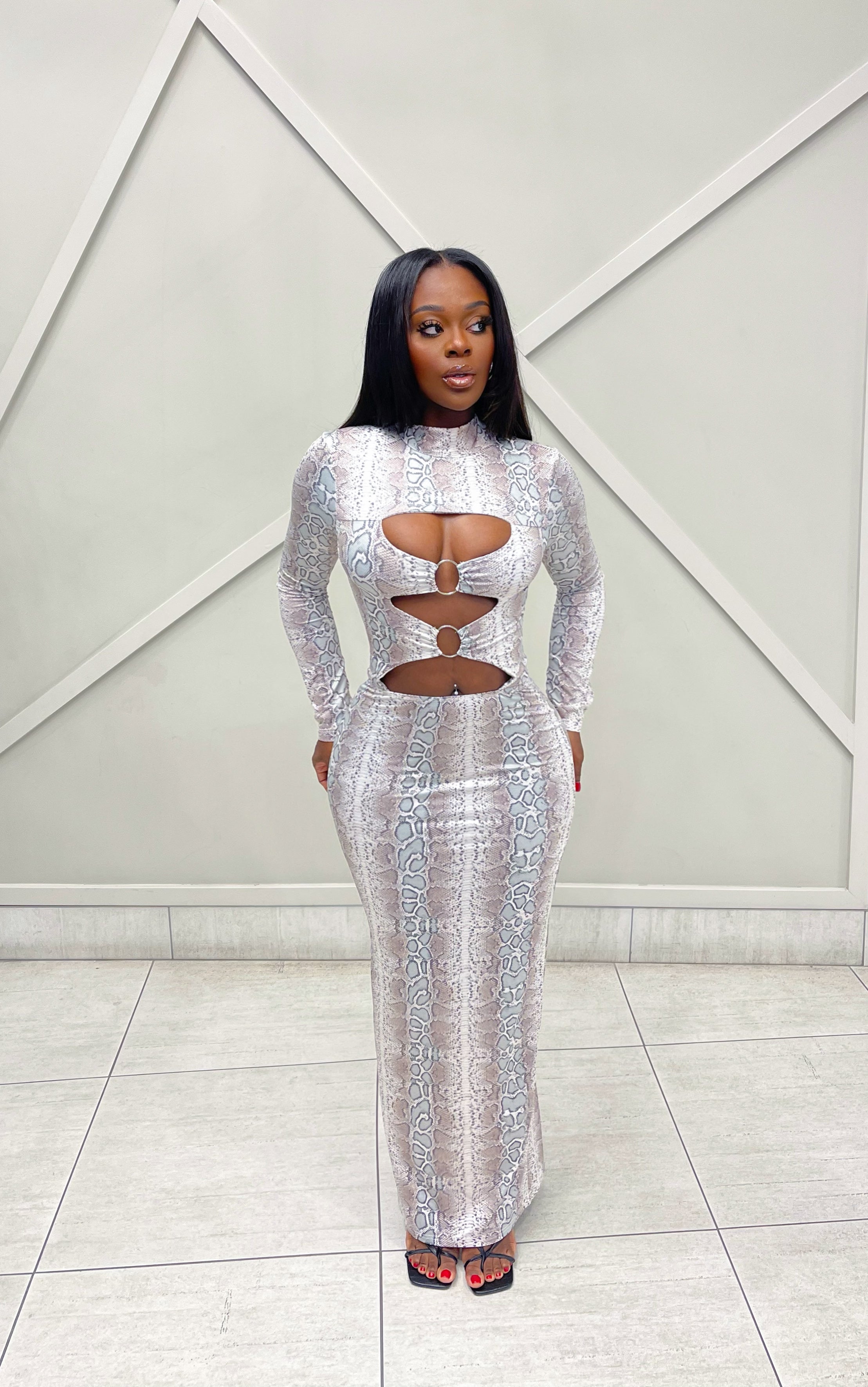 “ASHLEY” CUT-OUT DRESS