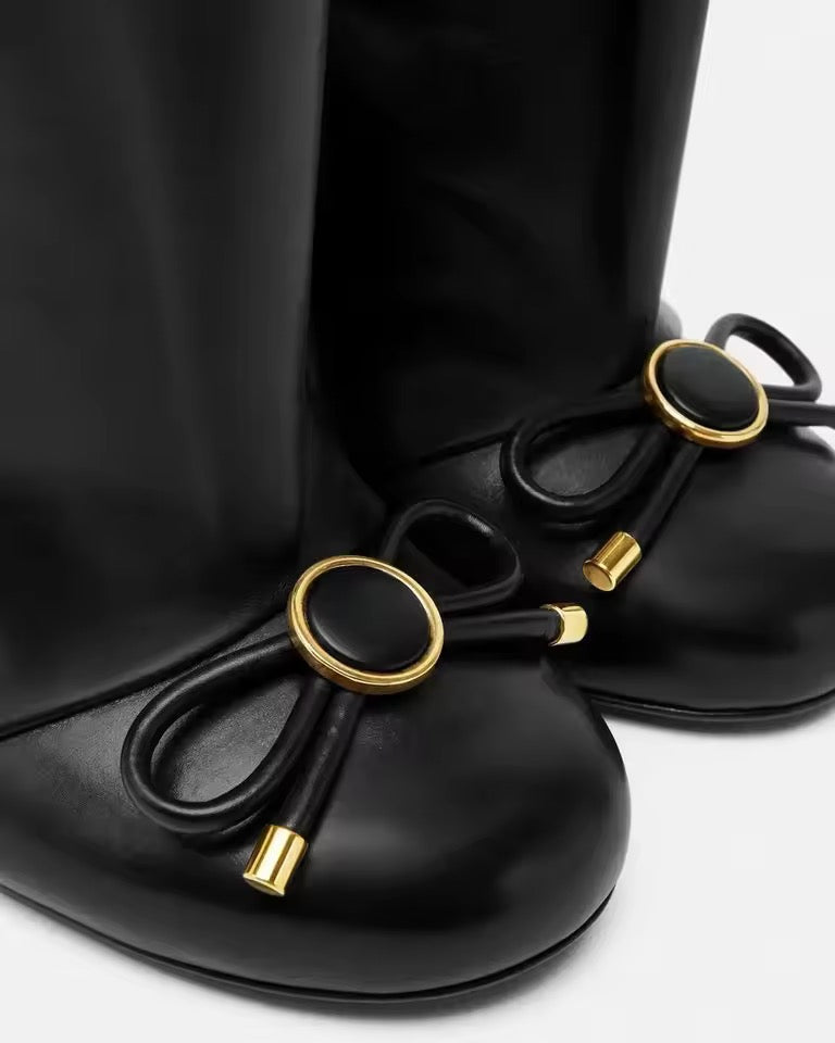 Feline Boot