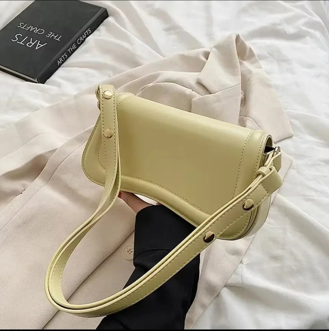 Retro Saddle Bag Light Green
