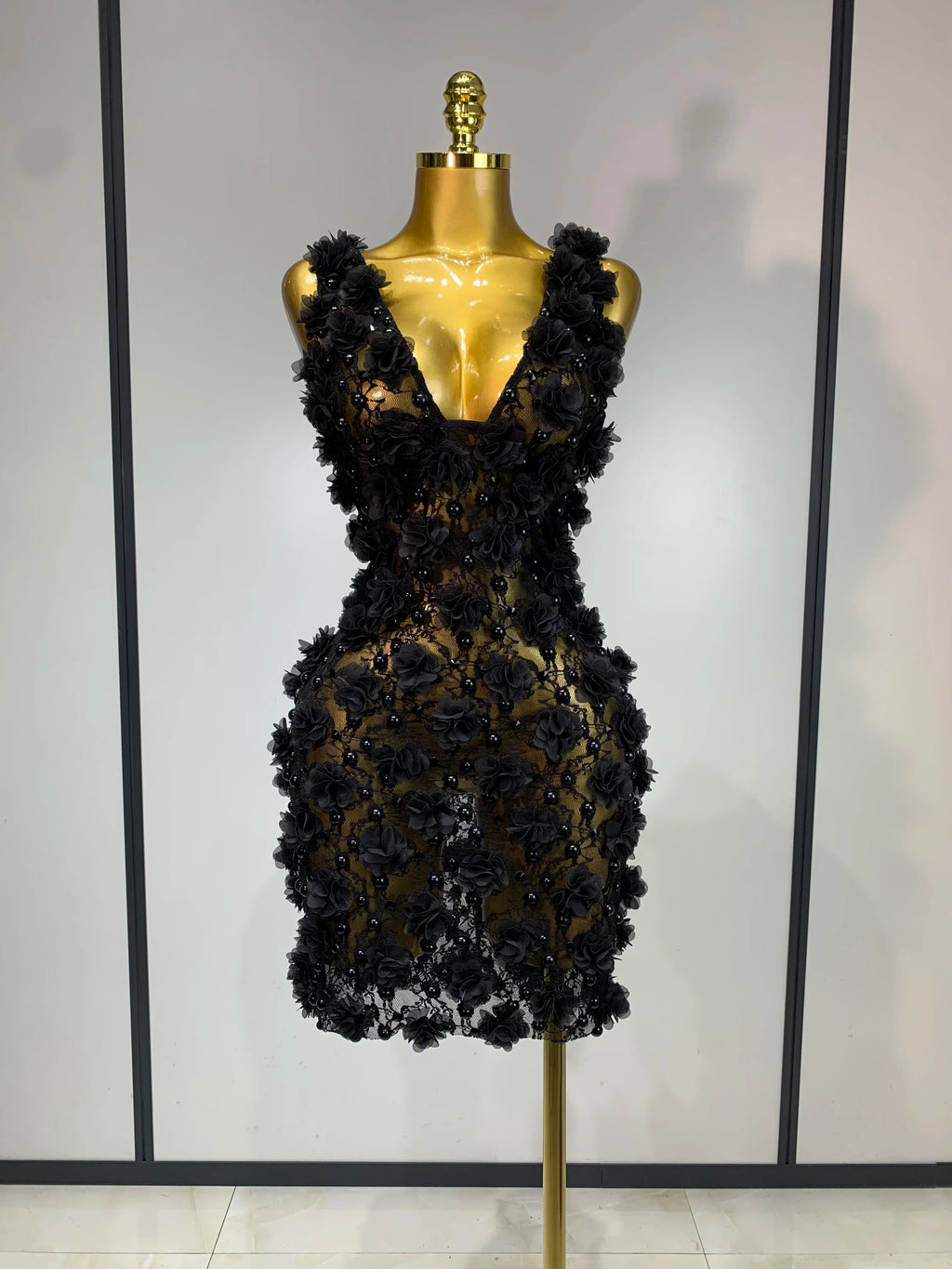 Flower Pearls Mini Dress