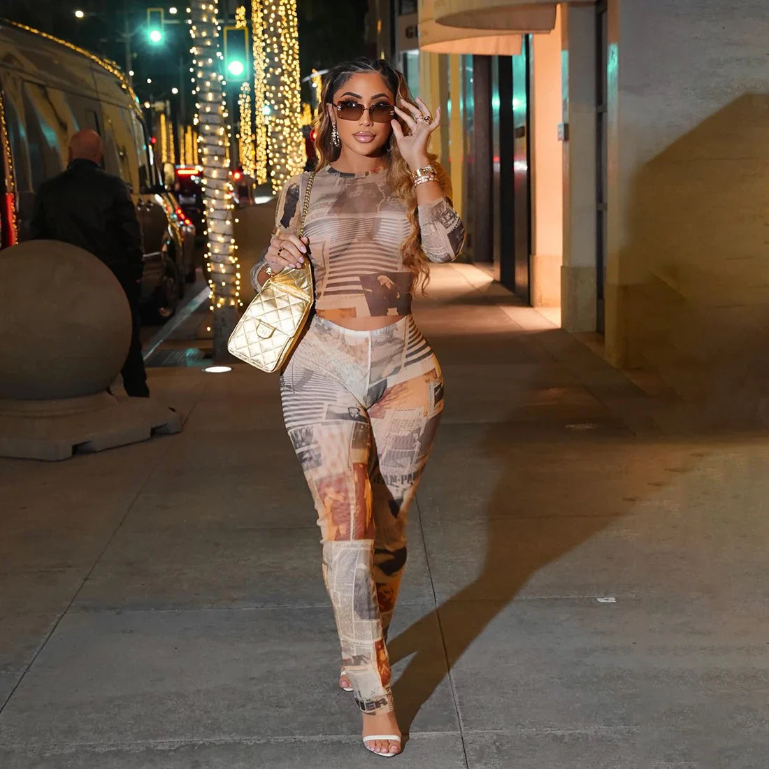 Newspaper Print Mesh Set
