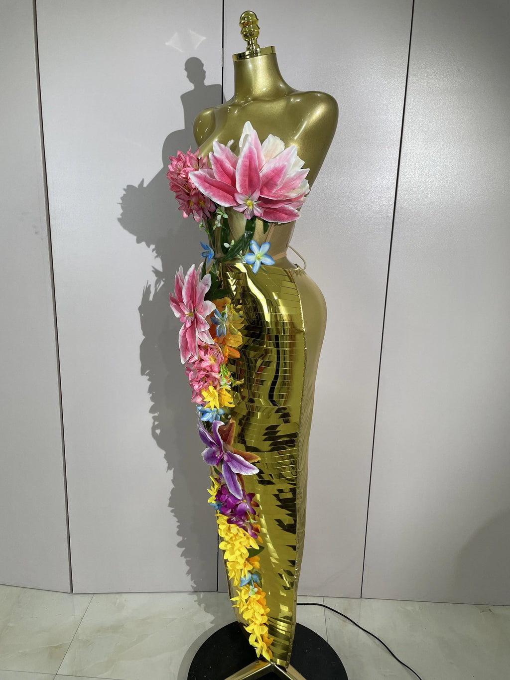 3D Flower Golden Skirt Set