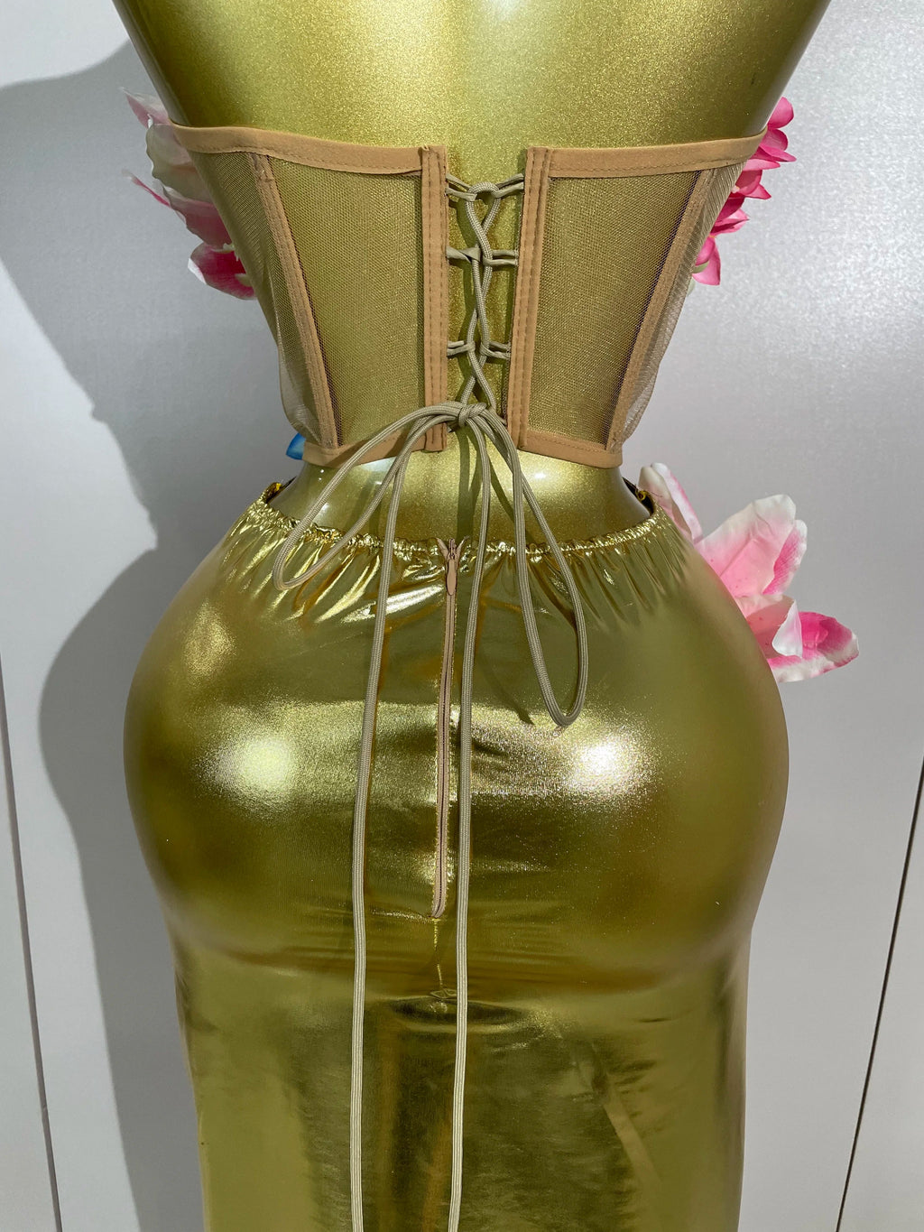 3D Flower Golden Skirt Set