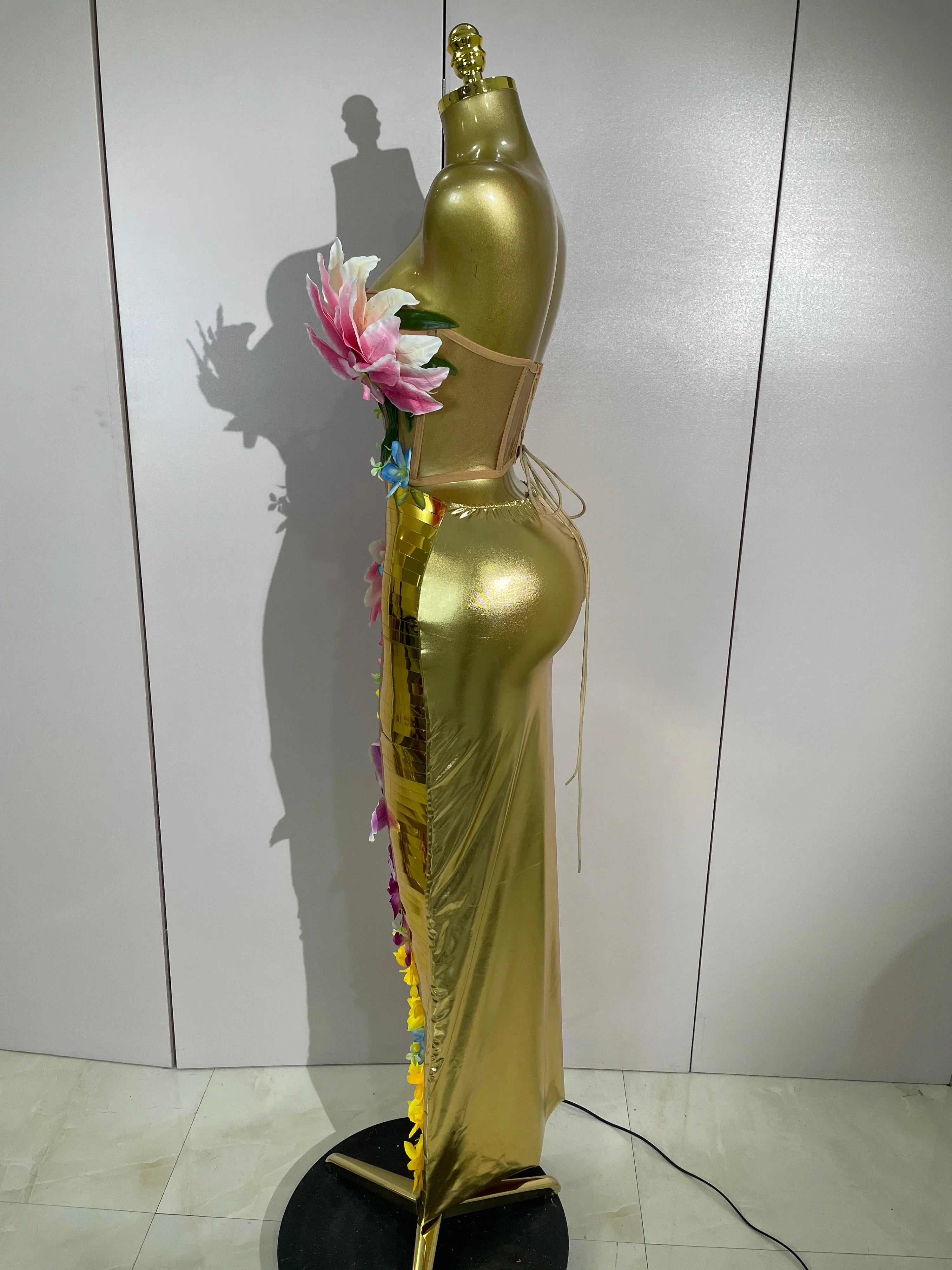 3D Flower Golden Skirt Set