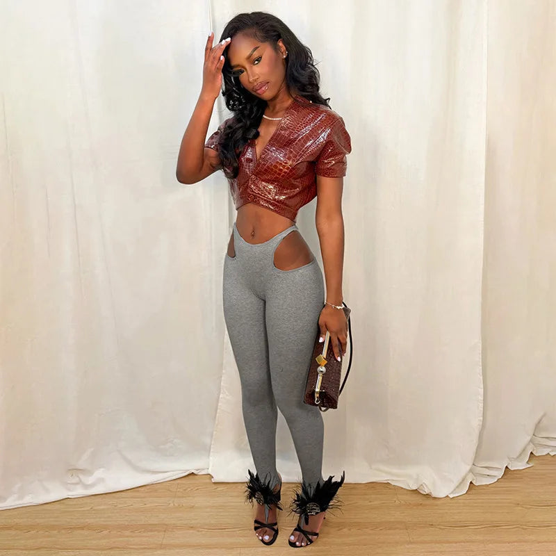 Cutout Waist Stirrup Leggings