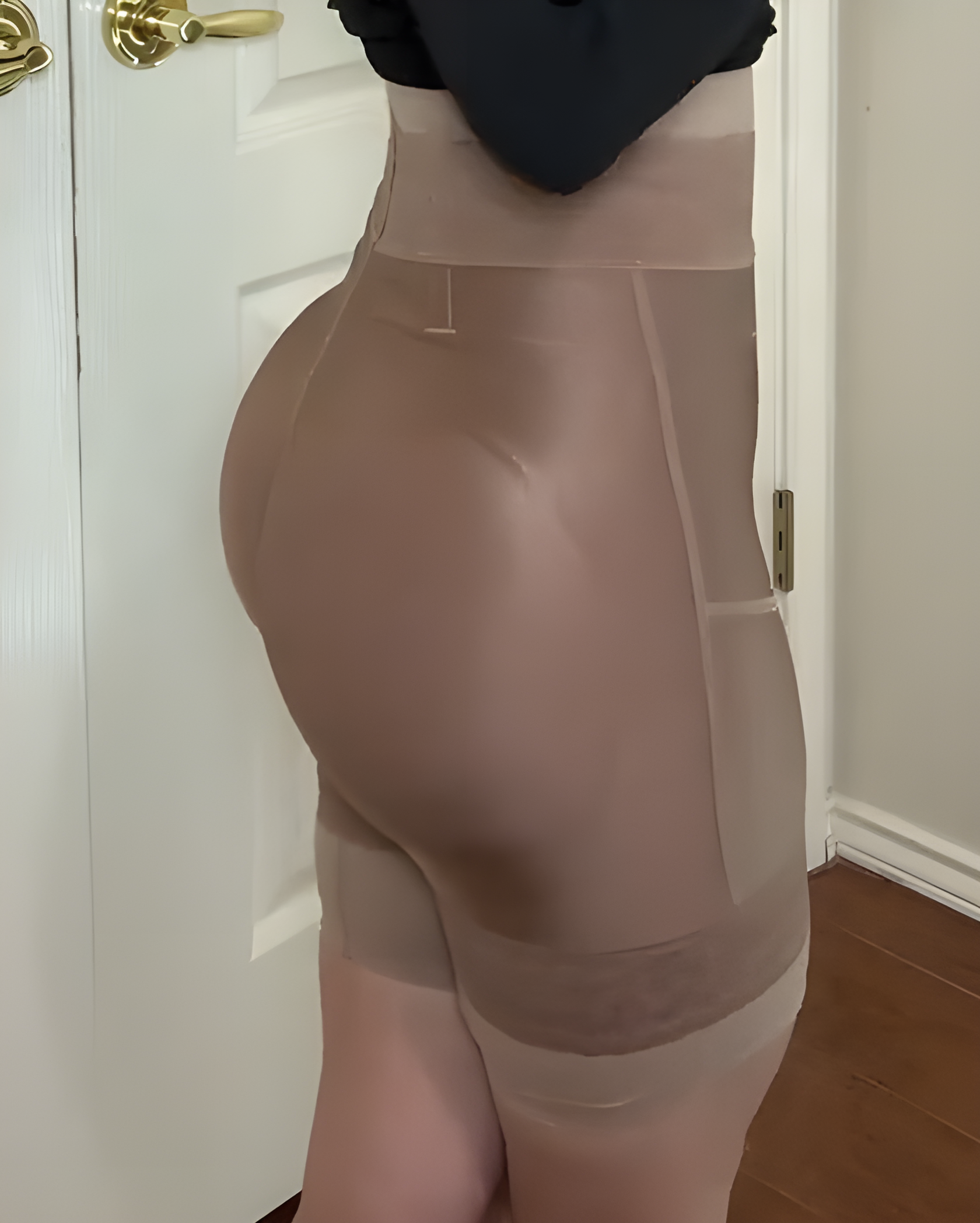 Lace-Trimmed Shiny Shaping Shorts