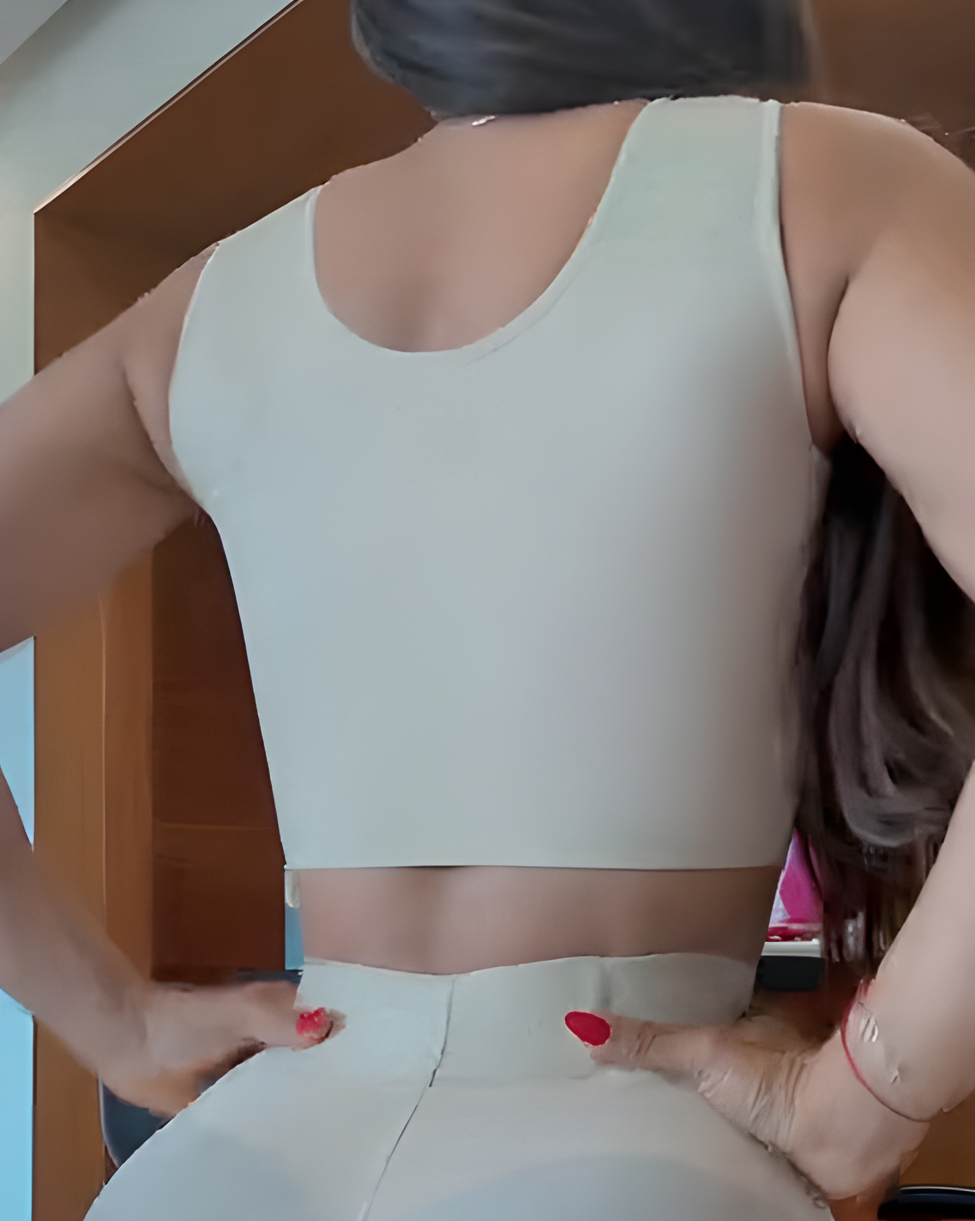 Women's Wide Strap Hook and Eye Shaping Bra