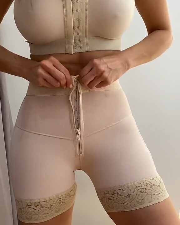 Internal Hooks Firm Compression Zipper Butt Lift Peahcy Short Beige