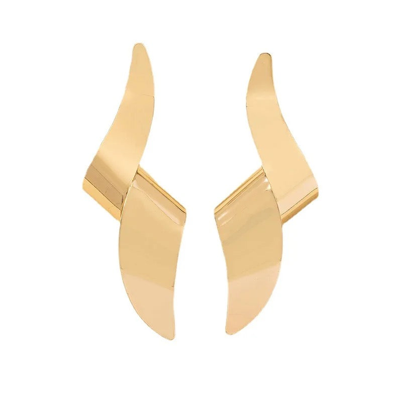 “ TWIST” GOLD EARRINGS