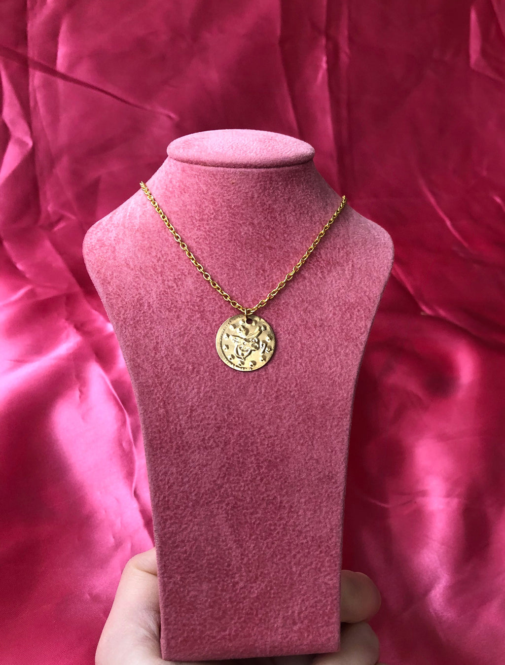 Coin pendant chain Gold
