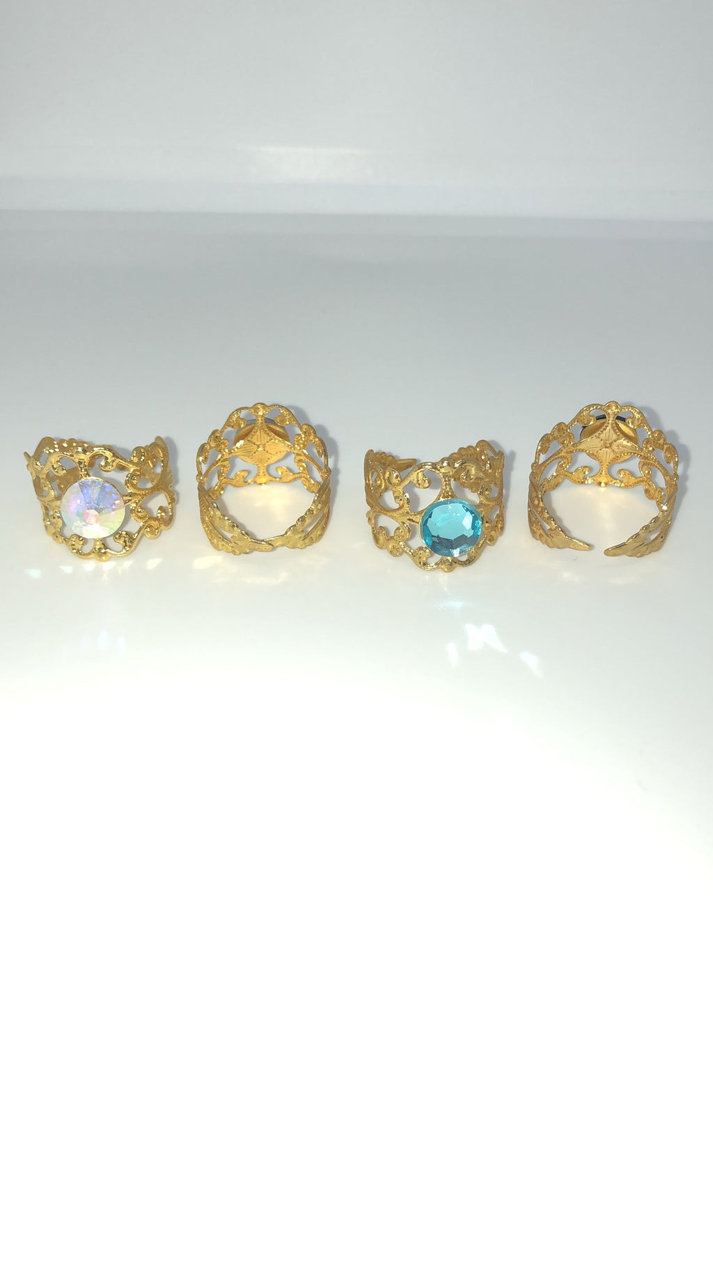 Mia ring