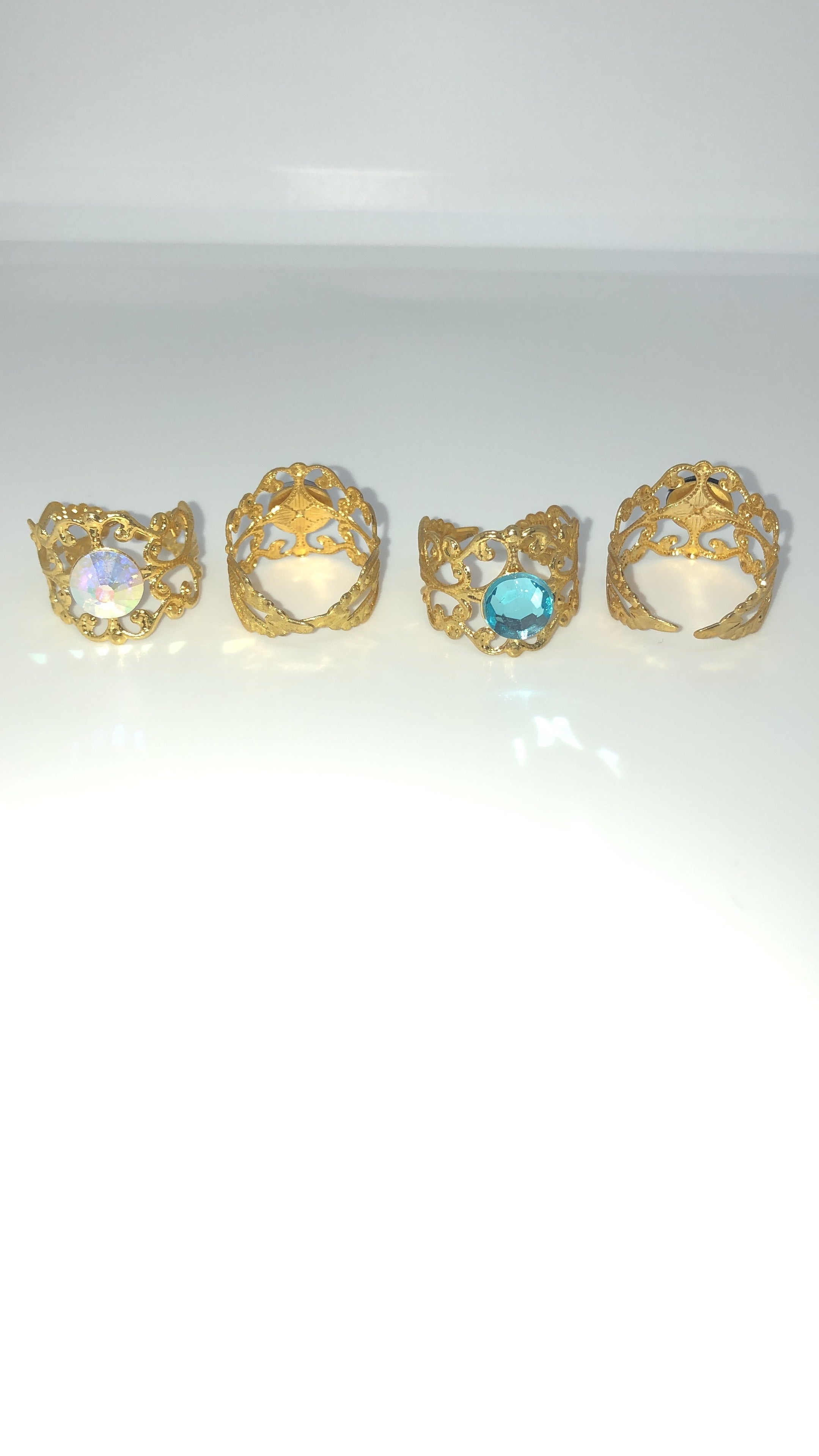Mia ring