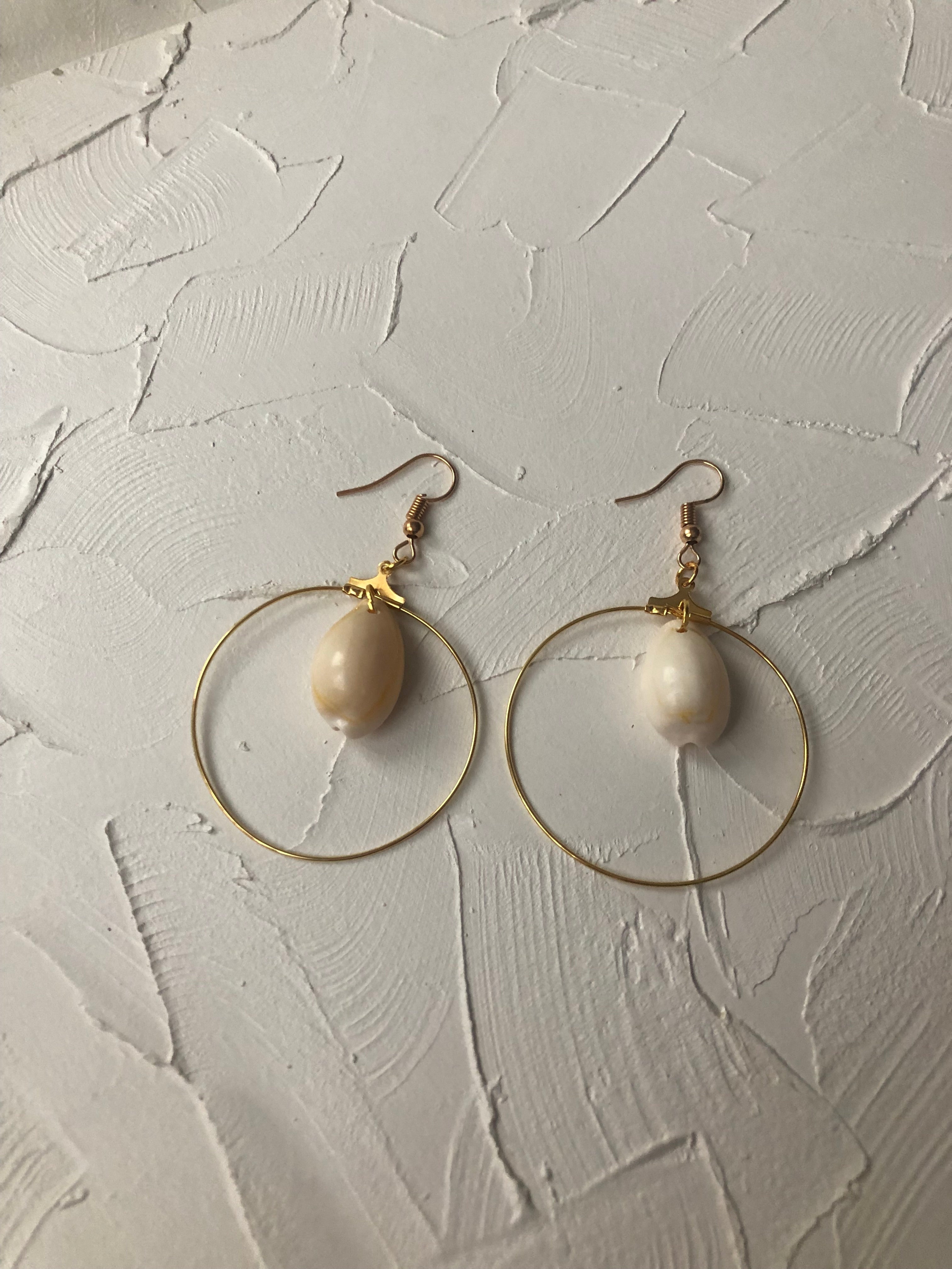 Seashell hoops