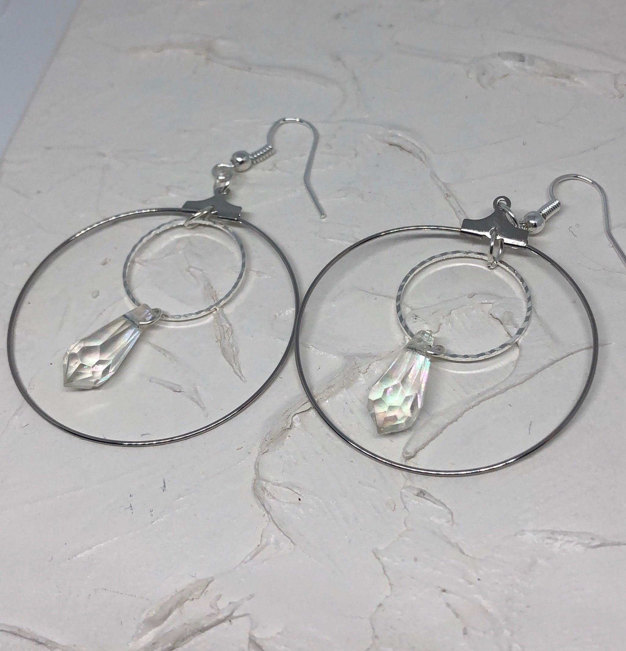 Crystal drop round earrings