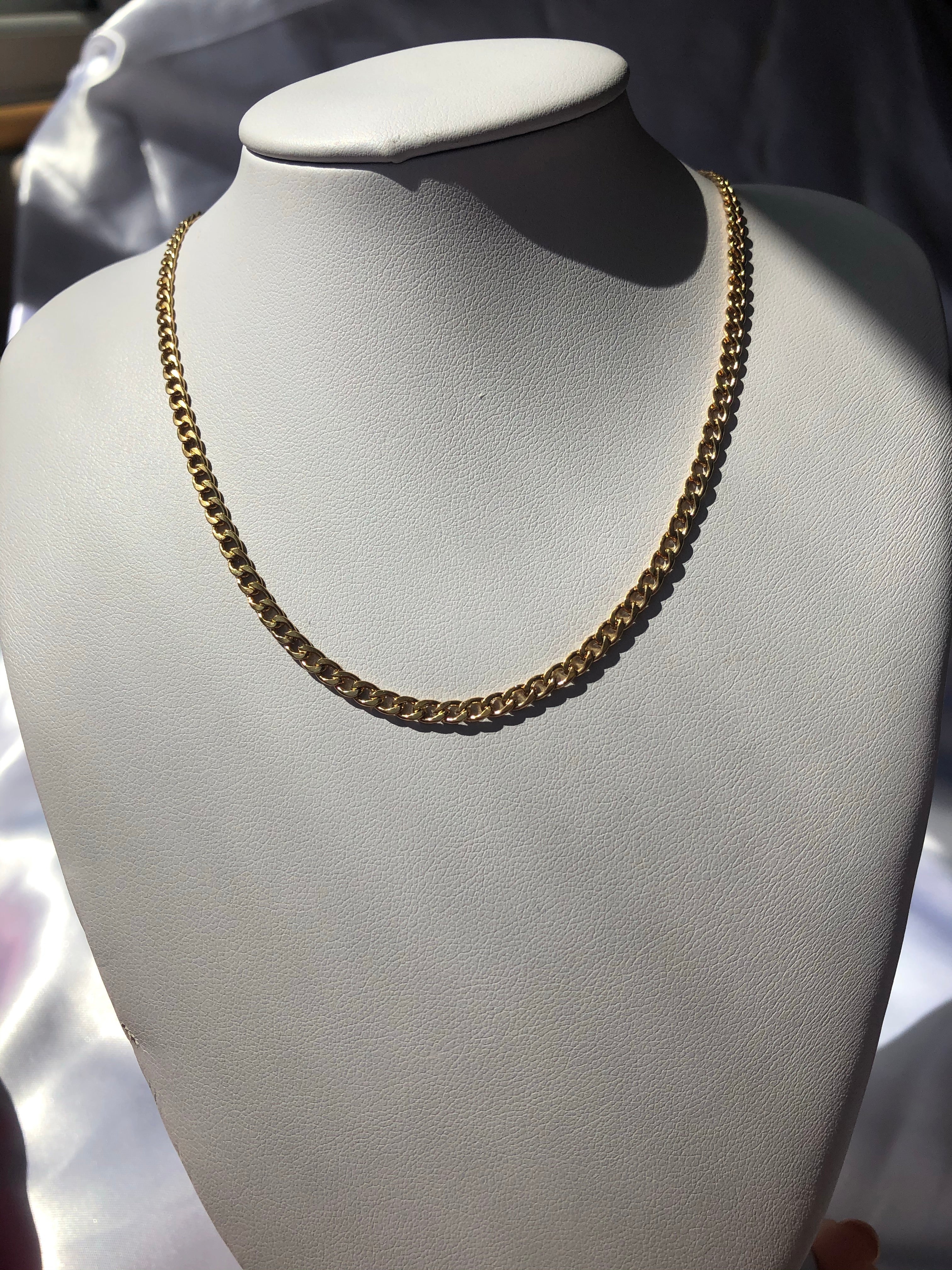 Curb chain
