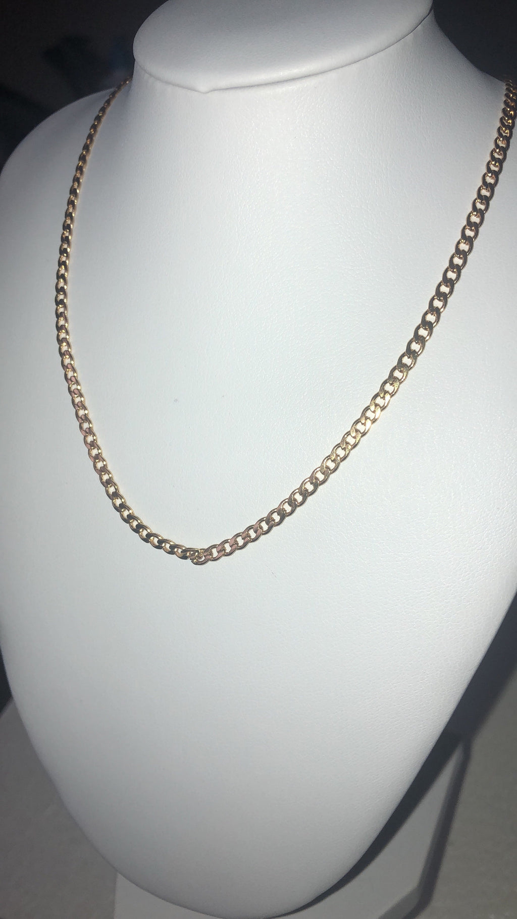 Curb chain