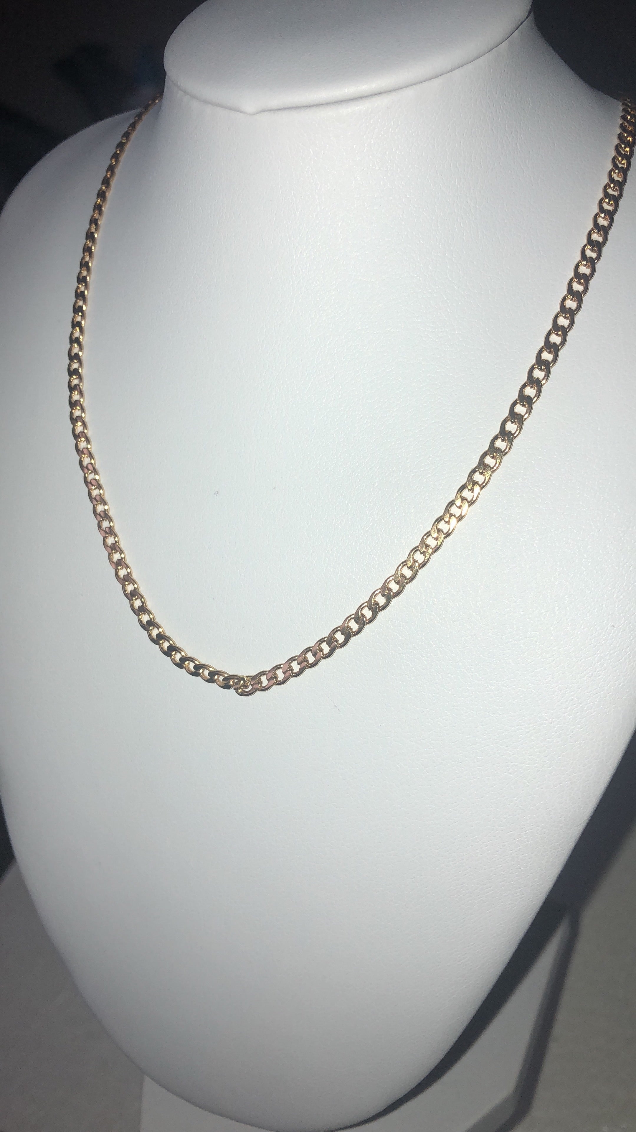 Curb chain