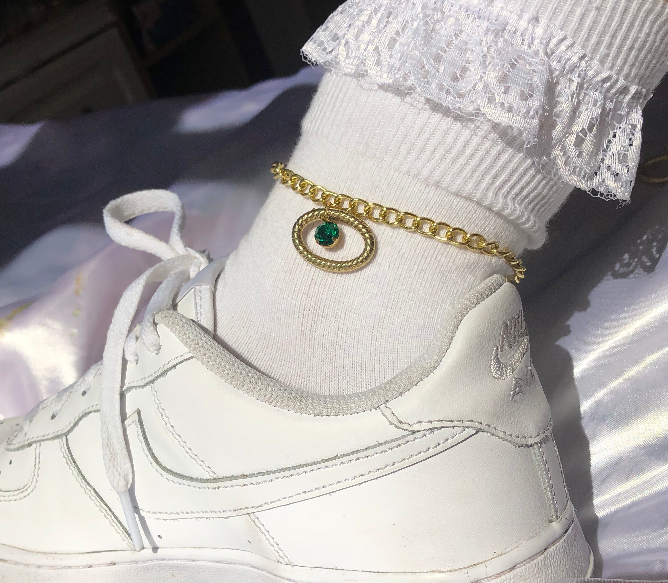 Eye anklet